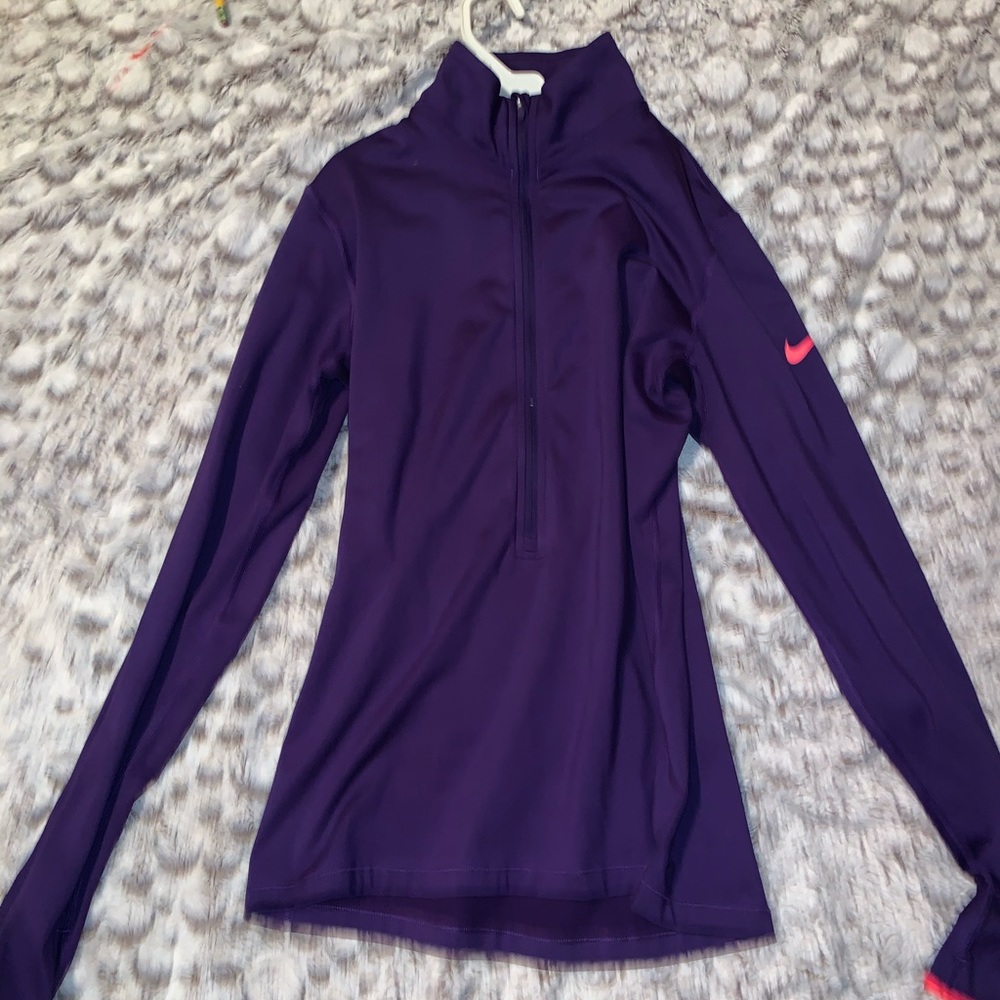 Nike pullover